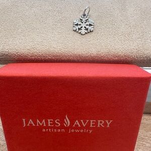 James Avery Silver Snow Crystal Charm